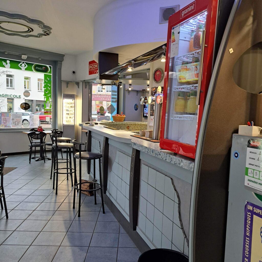 Bar du cafe du centre à aubigny en artois