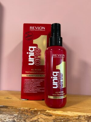 Le soin sans rinçage UNIQ ONE REVLON 150ml, dix bénéfices en un produit. Prenez soin de vos cheveux de manière complète et efficace.